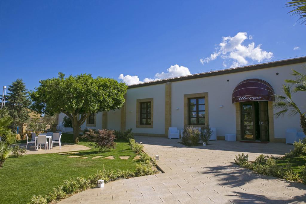 Baglio Borgesati Hotel Salemi Екстериор снимка